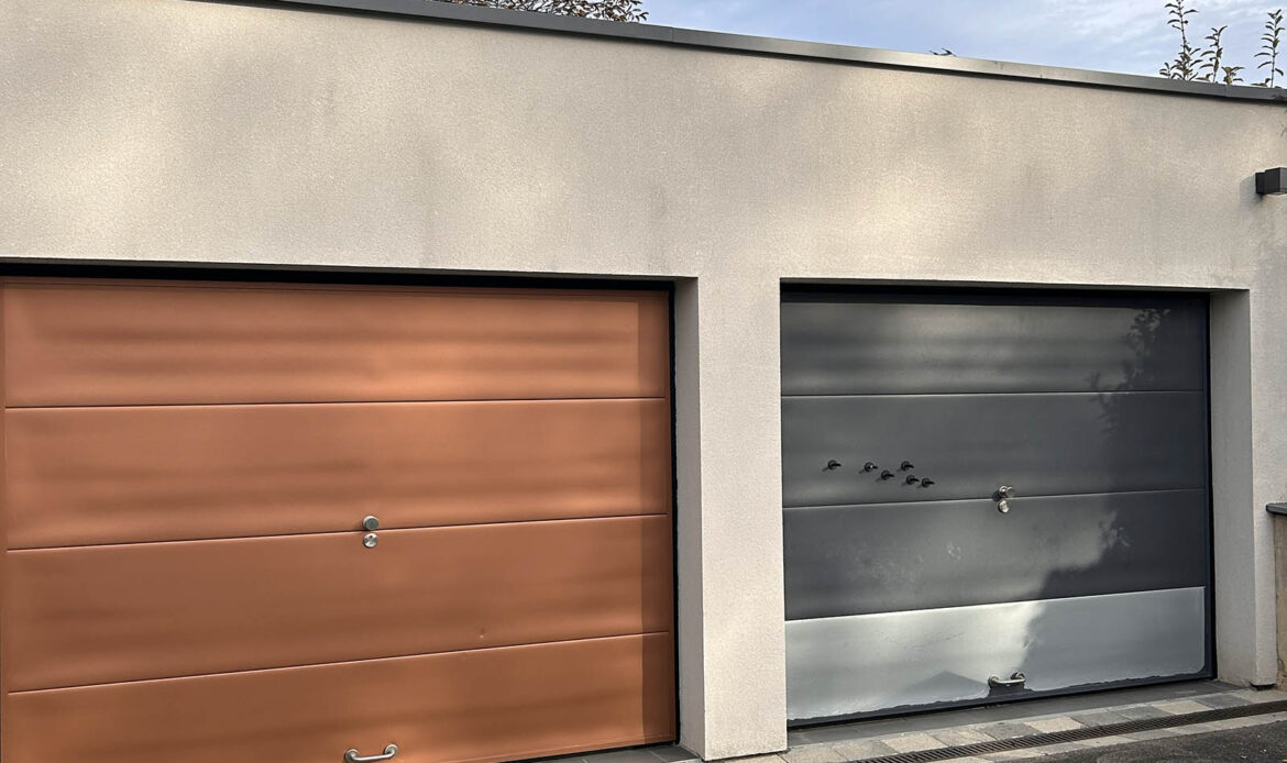 porte de garage avant / après